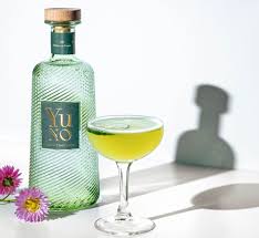 Yu Gin 0% Alcohol Free Spirit 70cl – Botanical Gin Alternative – Non Alcoholic